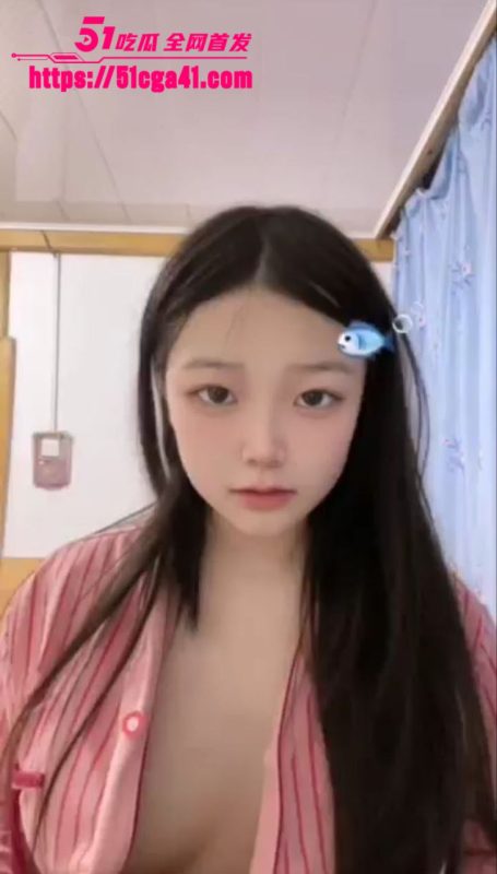 江苏徐州丰县 王佳暖 21岁女大学生自慰摸奶视频曝光 骚母狗自曝初二破处 同时交往五六个男朋友！-51吃瓜网