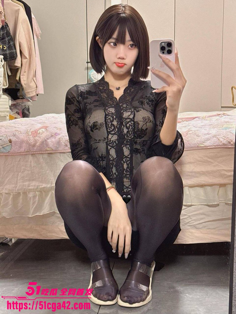 抖音30万粉网红 玉子玉子 黑丝大长腿跳蛋自慰 淫荡掰逼辣眼勾魂 网红下海玩的就是狂野！ - 51吃瓜网-51吃瓜网