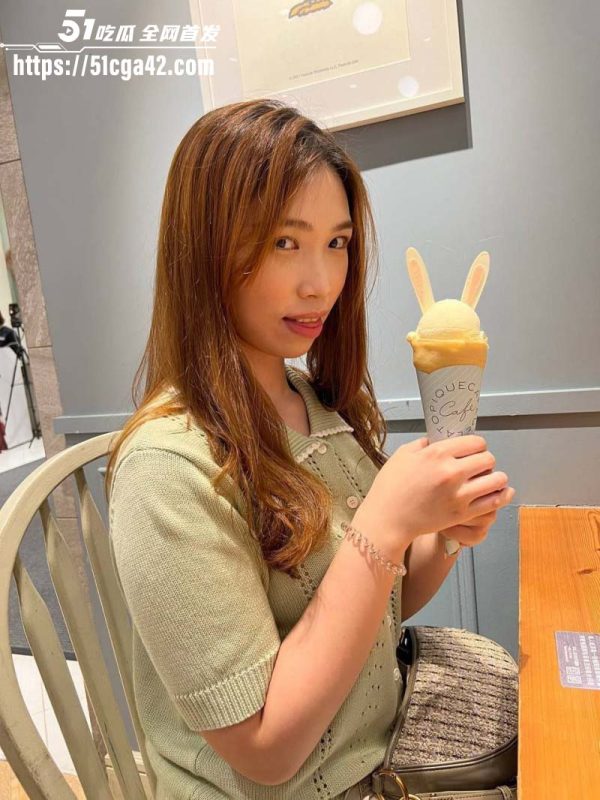 高颜值少妇 高婕妤 因出轨离婚后死性不改 仍疯狂和不同炮友交欢 私生活极度淫乱！-51吃瓜网