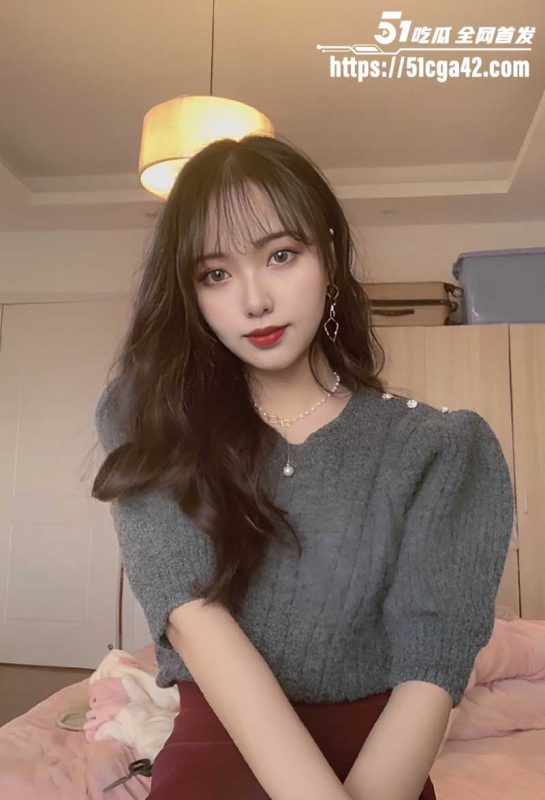 浙江嘉兴校花女神 不雅视频流出！被富二代包养沦为性宠 玩情趣做爱露脸被拍 主动骑乘反差淫骚！-51吃瓜网