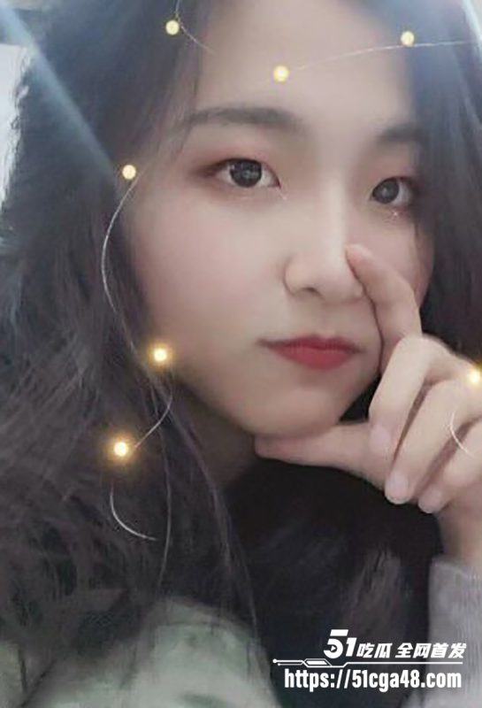 河北沧州学生妹 不雅视频流出 乖巧小美女给男友拍淫片调情 全裸出镜揉奶玩自慰 奶子超大反差十足！-51吃瓜网