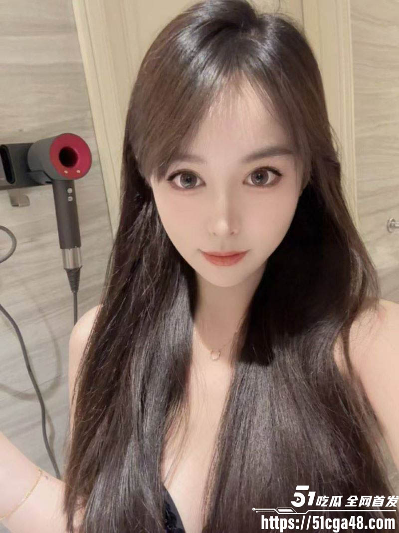 推特良家杀手 我的枪好长 新作 19岁楚楚小姐姐被群P狂操 臀部高翘骑乘榨精 娇喘不断！ - 51吃瓜网-51吃瓜网