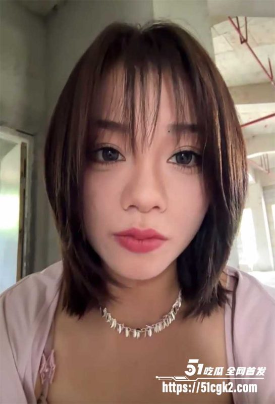 绝美露出主播 Asia Melody 8月最新合集!公园露出玩跳蛋自慰 全程露脸玩弄骚穴 淫尿狂喷超刺激!-51吃瓜网