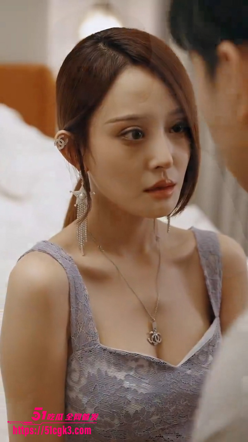 擦边短剧《阅尽世间繁华》逆境突围 主人公的成长之路震撼人心! - 51吃瓜网-51吃瓜网