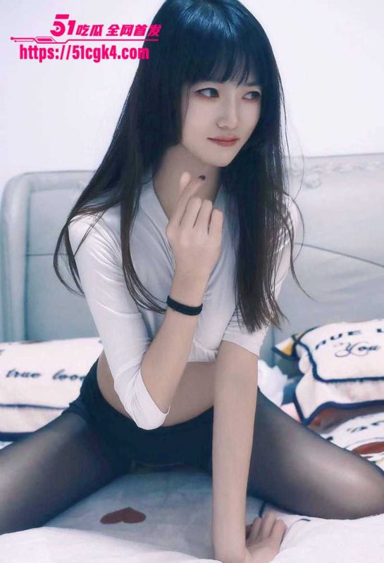 广东中医药大学校花 景嘉怡 不雅视频流出 背着异地男友频繁约炮 穿情趣装玩法超骚 露脸舔屌口活超绝!-51吃瓜网