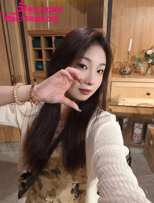 深圳极品模特 朱瑶 性爱视频震撼流出 露脸深喉道具自慰 金主爸爸暴力深插骚穴 高潮不断！-51吃瓜网