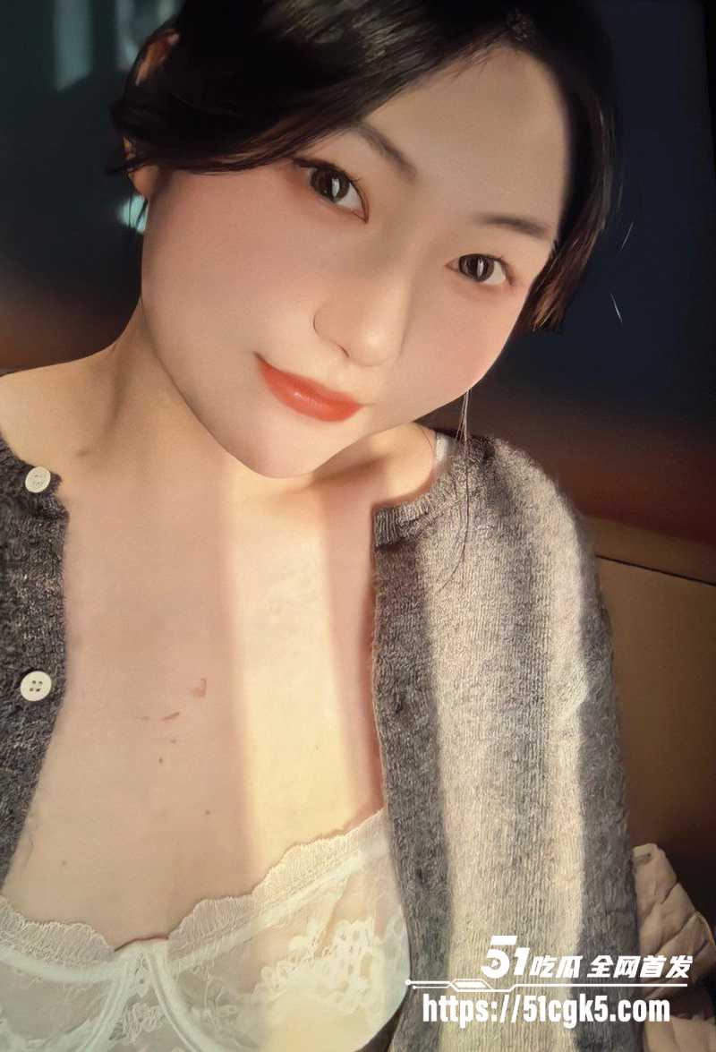 河南新乡极品少妇 出轨视频被曝 露脸口交深喉吞屌 被情夫操的淫叫不止 纯纯的骚母狗！ - 51吃瓜网-51吃瓜网