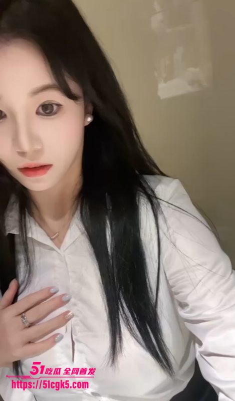 丰乳翘臀美女 半糖懒懒呢  顶级大奶被操晃不停 端庄尤物自扣自慰 淫荡反差视频流出！-51吃瓜网
