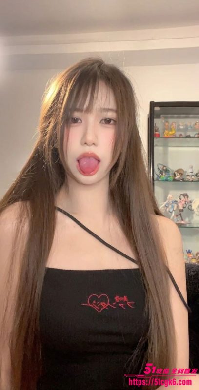 超高颜值学生妹极致露出 在家自慰勾引 阳具塞逼抽插 超极品身材让人鼻血狂喷！-51吃瓜网