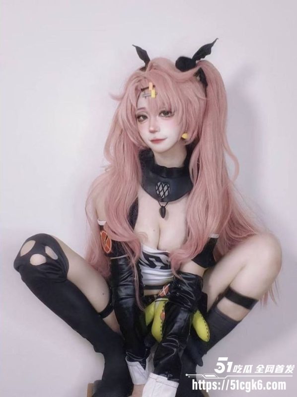 超高颜值学生妹不雅视频流出 认识不到一个月酒店激情啪啪 口交骑乘样样精通 私下骚劲十足！-51吃瓜网