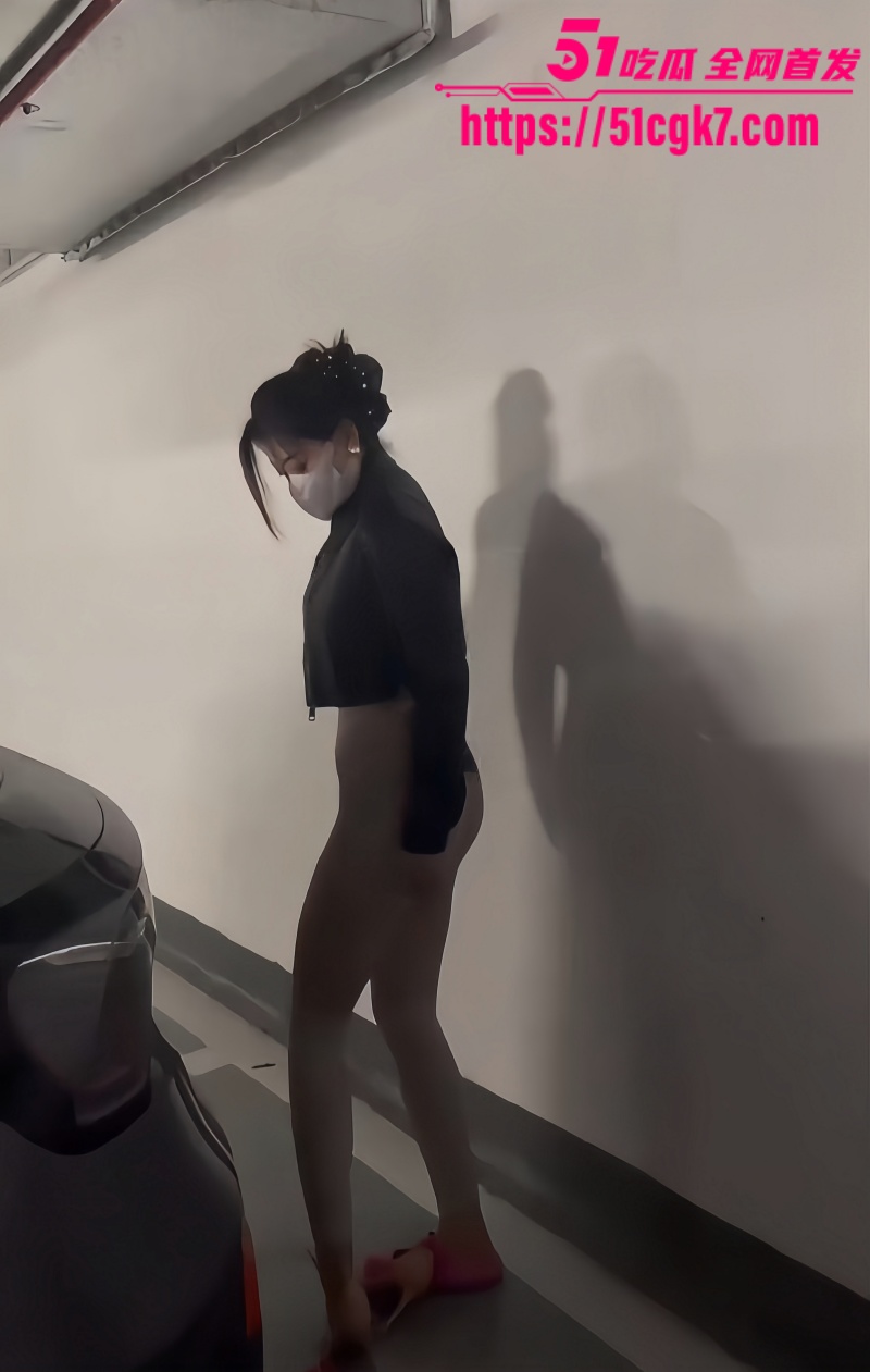 绿母NTR极致反差 骚母狗妈妈淫态撩人 浪逼被狂操喷汁 高潮浪叫鸡巴硬到炸 欲火焚身爽翻天！ - 51吃瓜网-51吃瓜网