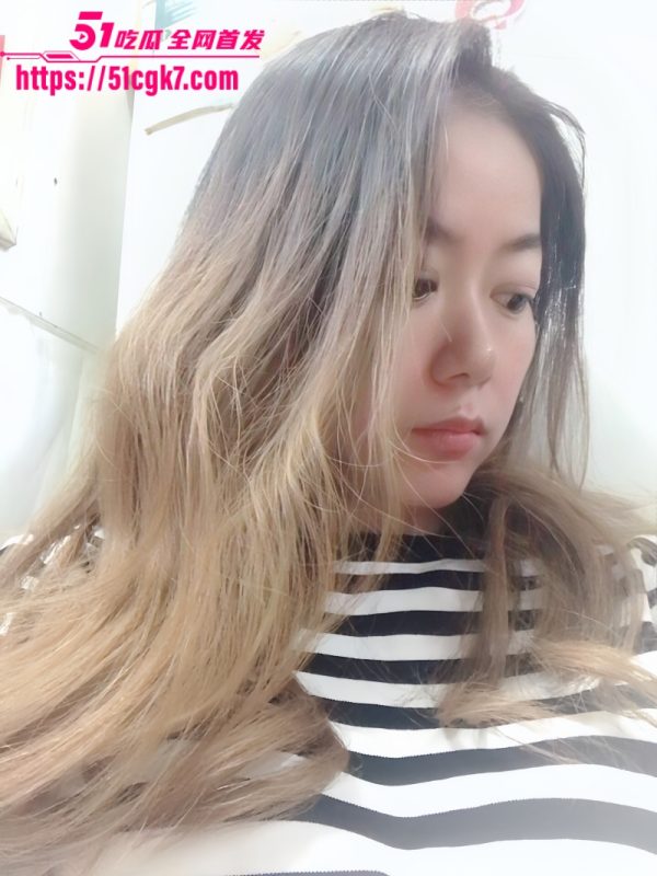 上海宝山风骚人妻 陆筱筱 婚内狂出轨50多人 两婚曝光艳照流出 巨乳骚母狗老逼疯狂榨精！-51吃瓜网