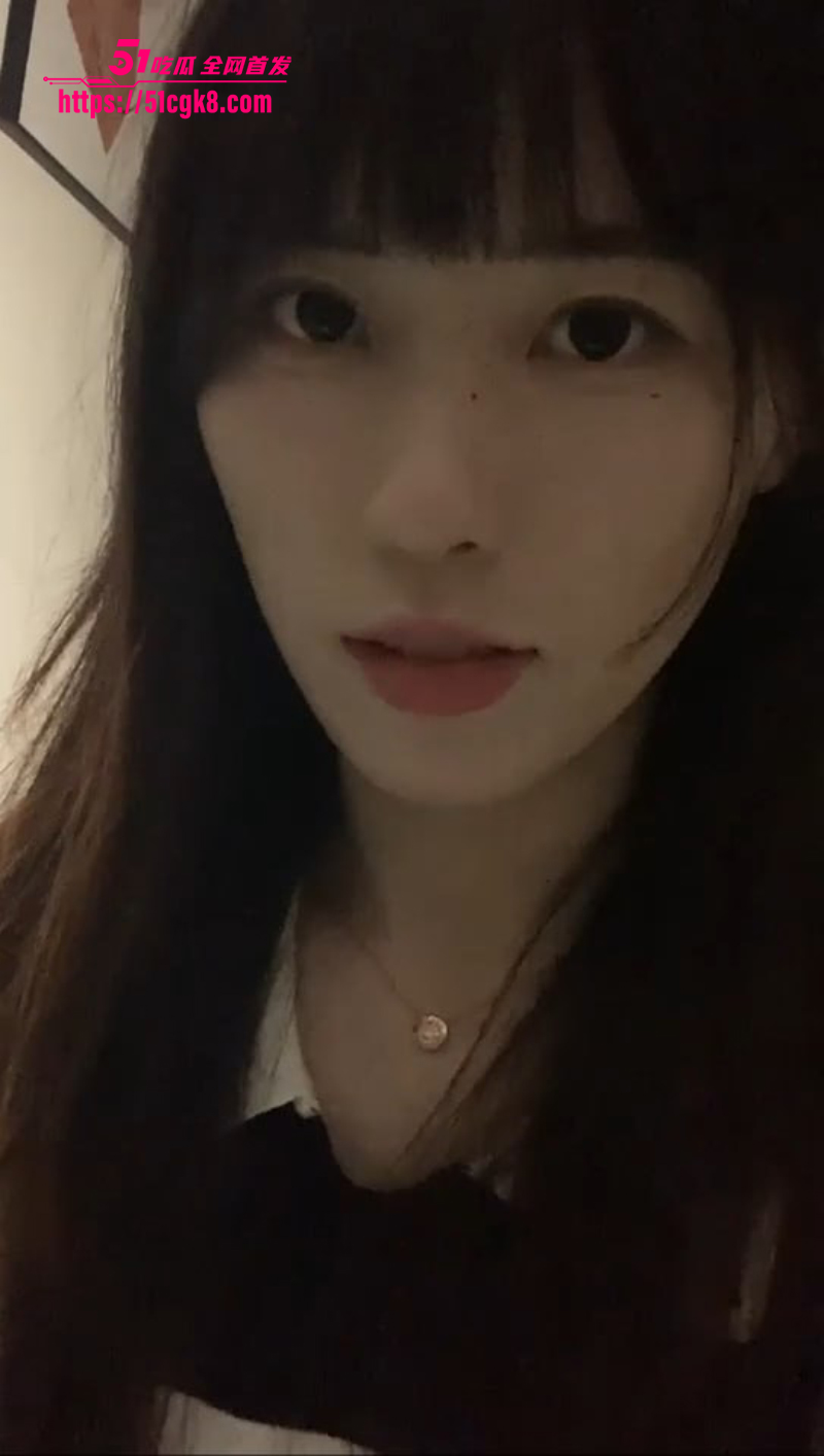 喵播反差女主播 果果 私密大尺度视频流出 全裸激情自慰大秀 让人想入非非! - 51吃瓜网-51吃瓜网