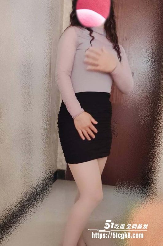 海角原创我的高中老师 巨反差丰满熟女李老师 背着她老公出来让我插到高潮56次-51吃瓜网