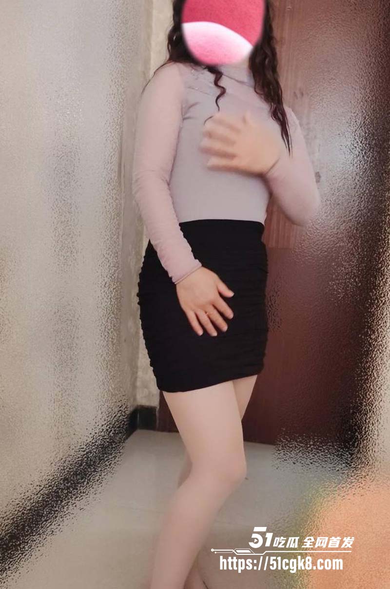 海角原创我的高中老师 巨反差丰满熟女李老师 背着她老公出来让我插到高潮56次 - 51吃瓜网-51吃瓜网