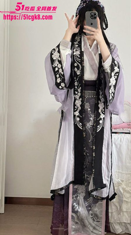 极品福利姬 仙仙桃 黑丝JK新作流出 宅男女神道具自慰潮喷狂野 汁水四溅淫靡炸裂！-51吃瓜网