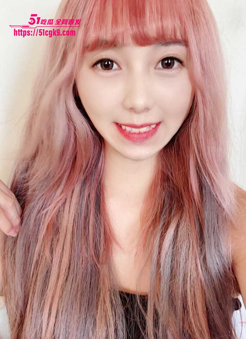 60万粉丝IG巨乳网美 黑历史被曝光 自慰视频流出掀起轩然大波 尺度火辣引爆网络热议! - 51吃瓜网-51吃瓜网