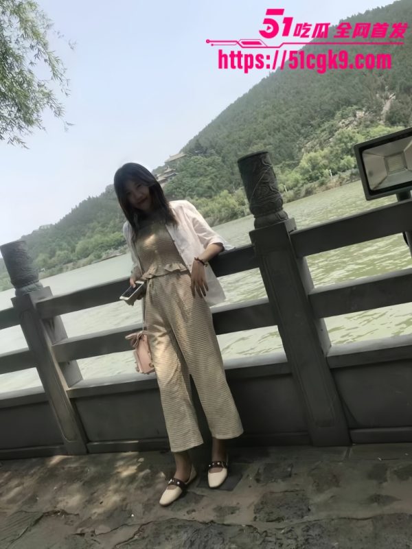 广西百色反差母狗 陈小莹 分手后私密性爱视频泄露 主动女上位无套爆操内射！-51吃瓜网