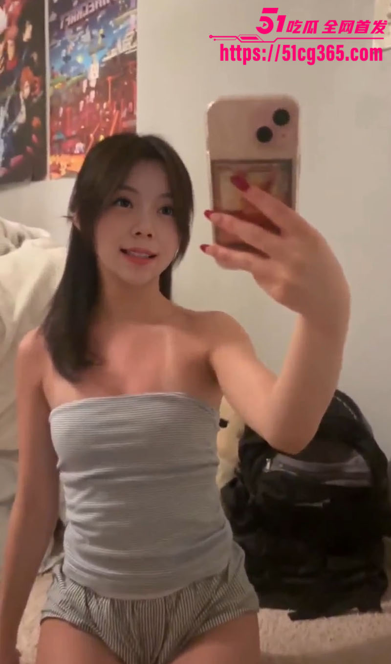 重庆高颜值女神 黄晓玲 露脸自慰视频流出 极品身材道具狂嗨 粉嫩鲍鱼垂涎欲滴 简直是天赐尤物! - 51吃瓜网-51吃瓜网