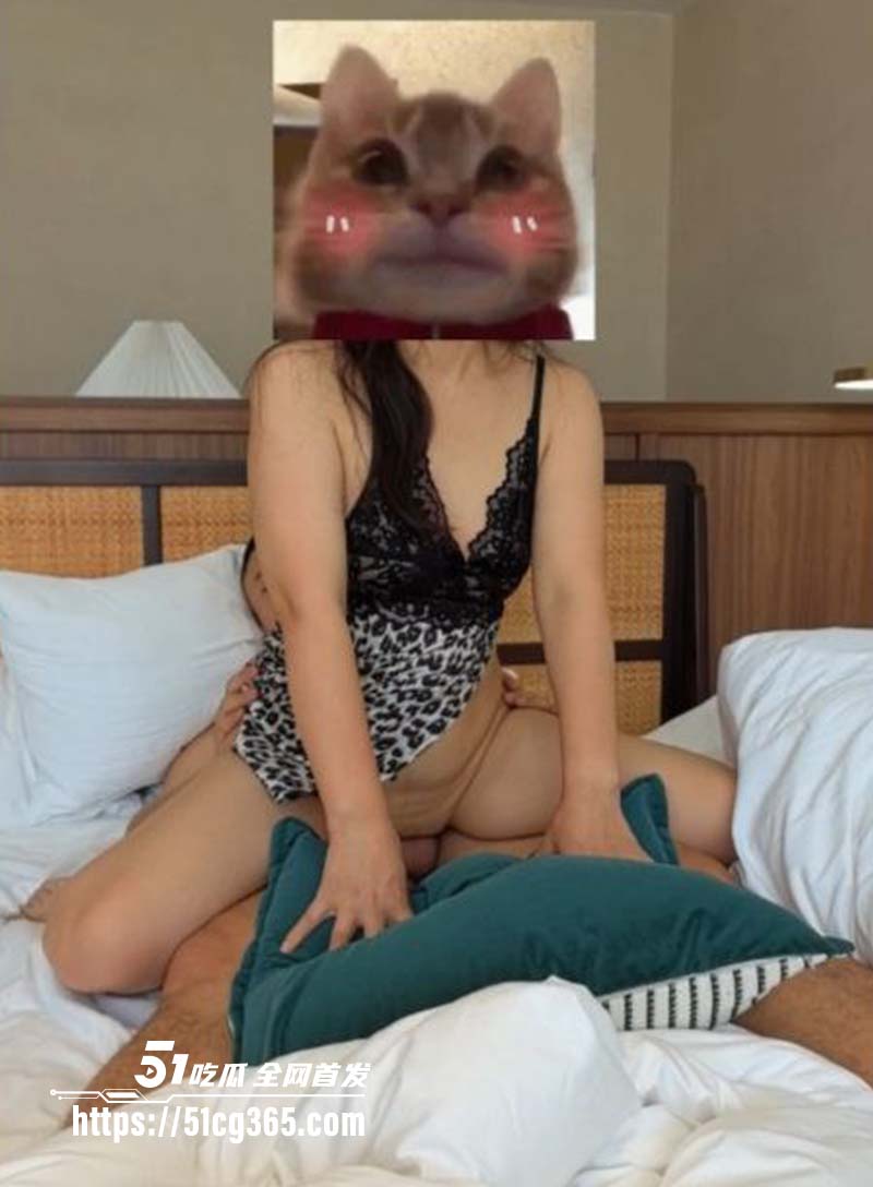 灰白肉感欲妻第四集 性瘾高涨背着老公每天和不同男人交配 姿势销魂对白淫荡 - 51吃瓜网-51吃瓜网