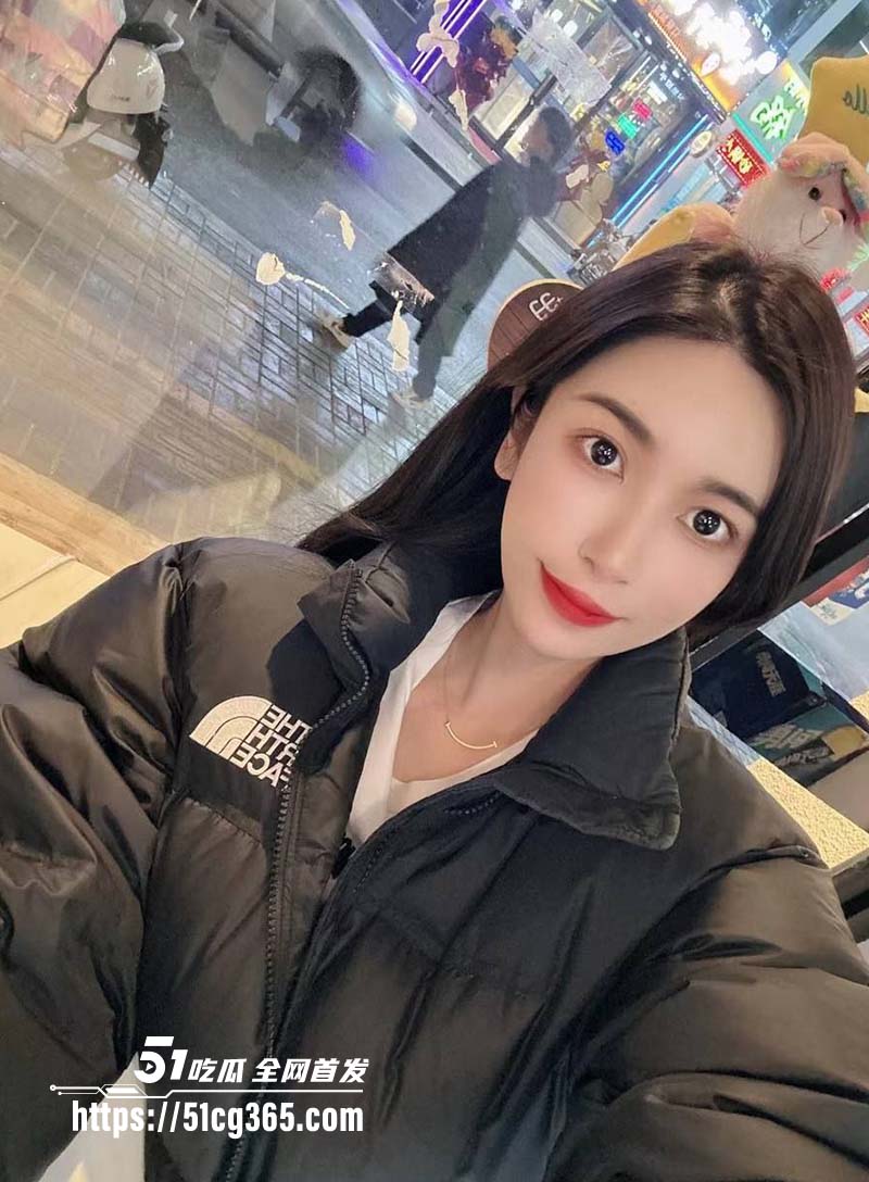 高颜值反差曝光 情侣真实自拍泄密 颜值很高的小母狗日常和男友做爱视频流出 - 51吃瓜网-51吃瓜网