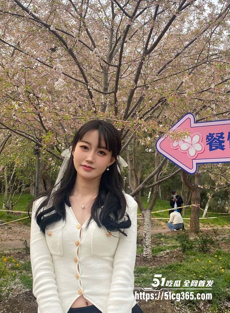 高颜值反差曝光 情侣自拍泄密 极品嫩妹酒店开房自拍视频被流出 暴力颜射小脸蛋全是精液 - 51吃瓜网-51吃瓜网