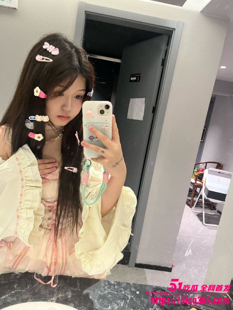 上海长宁丰满母狗 赵清漪 卖淫丑闻曝光 网状黑丝诱惑拉满 口交深喉后被后入猛操 淫水四溅! - 51吃瓜网-51吃瓜网