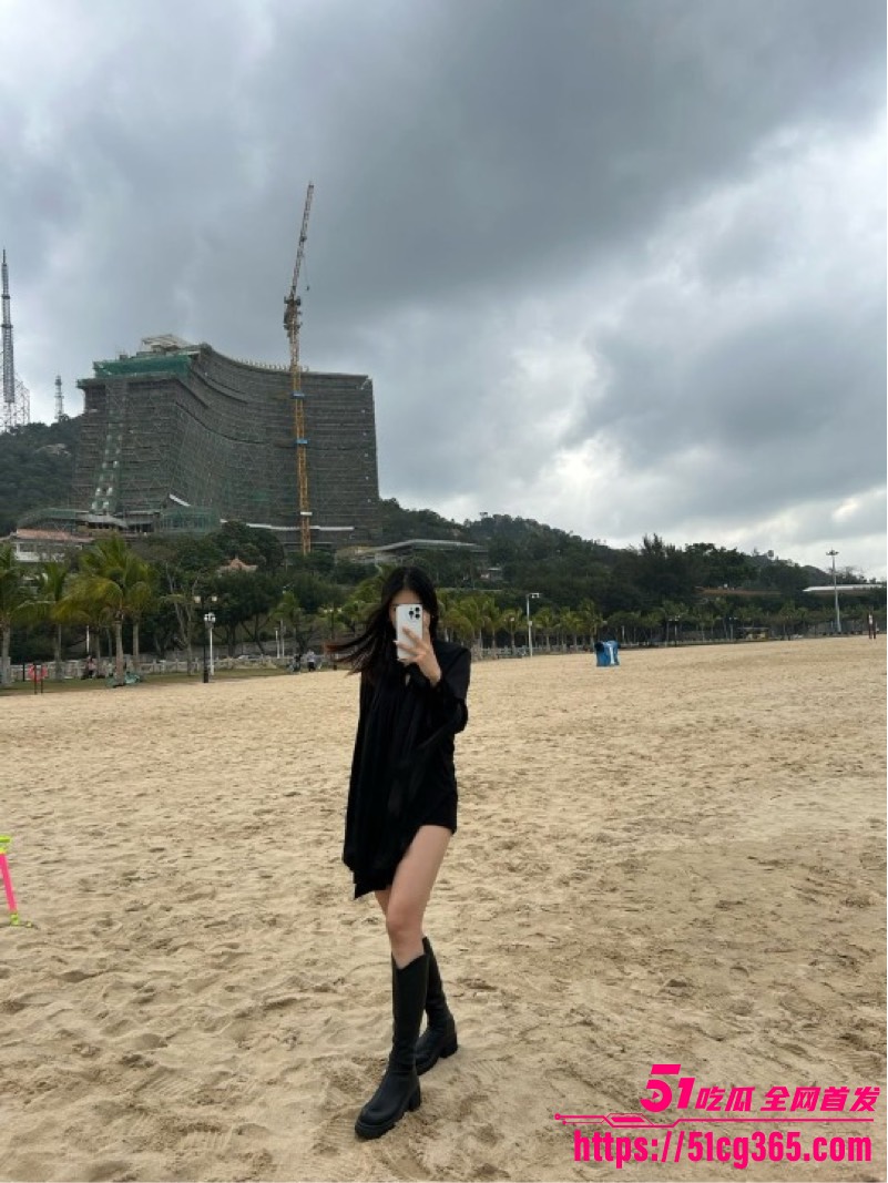 九头身巨乳翘臀孕妇 挺着大肚子被后入猛猛打桩 精液灌满骚穴视频流出！ - 51吃瓜网-51吃瓜网