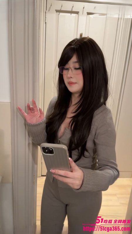 推特微胖福利姬 噗噗 最新作品 小姨调教大屌外甥 从口交深喉到后入爆操 浪叫震天！-51吃瓜网