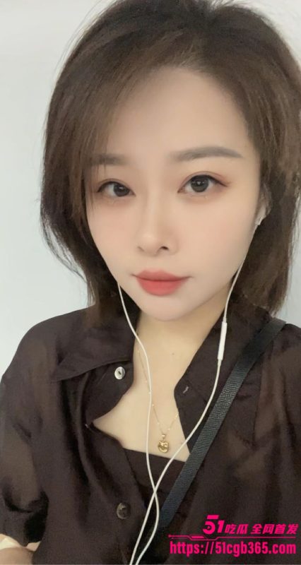 河北邢台新婚小夫妻 在婚床上疯狂做爱 渔网袜包裹翘臀高撅诱惑 结婚后浪劲爆棚狂干一夜！-51吃瓜网