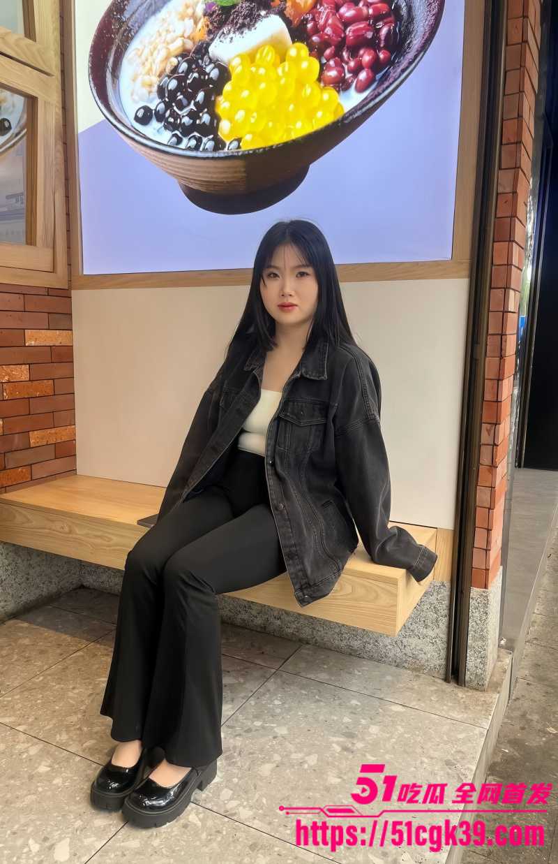 山东饥渴少妇 徐佳怡 趁老公长期出差 饥渴少妇天天在家与情人偷情 不但操他老婆还花他的钱! - 51吃瓜网-51吃瓜网