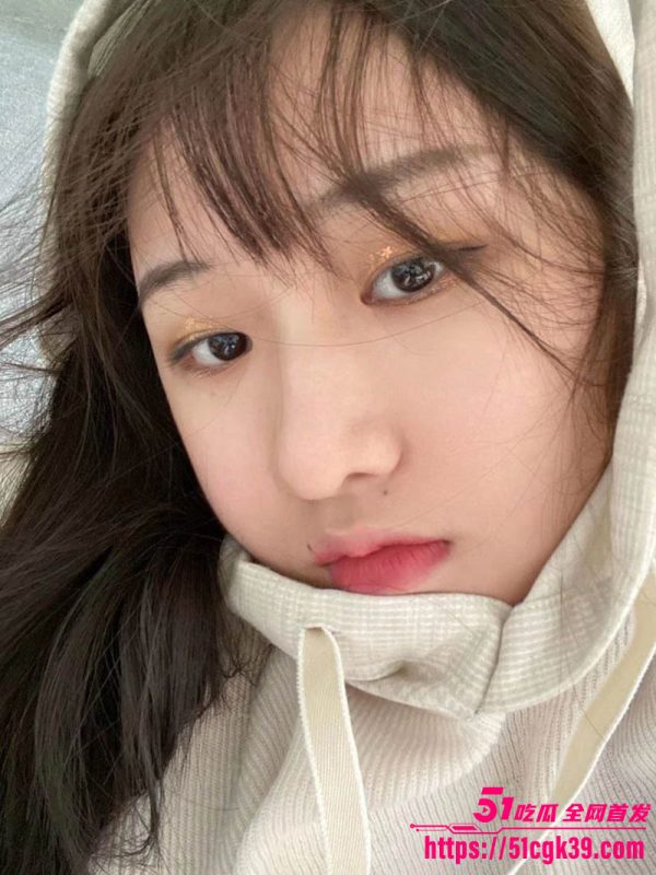 湖州师范大学 郭婉婷 被金主包养在宿舍裸聊视频流出 羞涩眼神惹人怜爱 自慰诱惑极致淫骚！-51吃瓜网