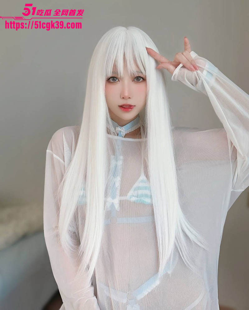 推特极品福利姬布丁大法 新作【白发女友】福利写真流出 翘臀玉足极具诱惑 丁字裤勒逼极致淫骚！ - 51吃瓜网-51吃瓜网