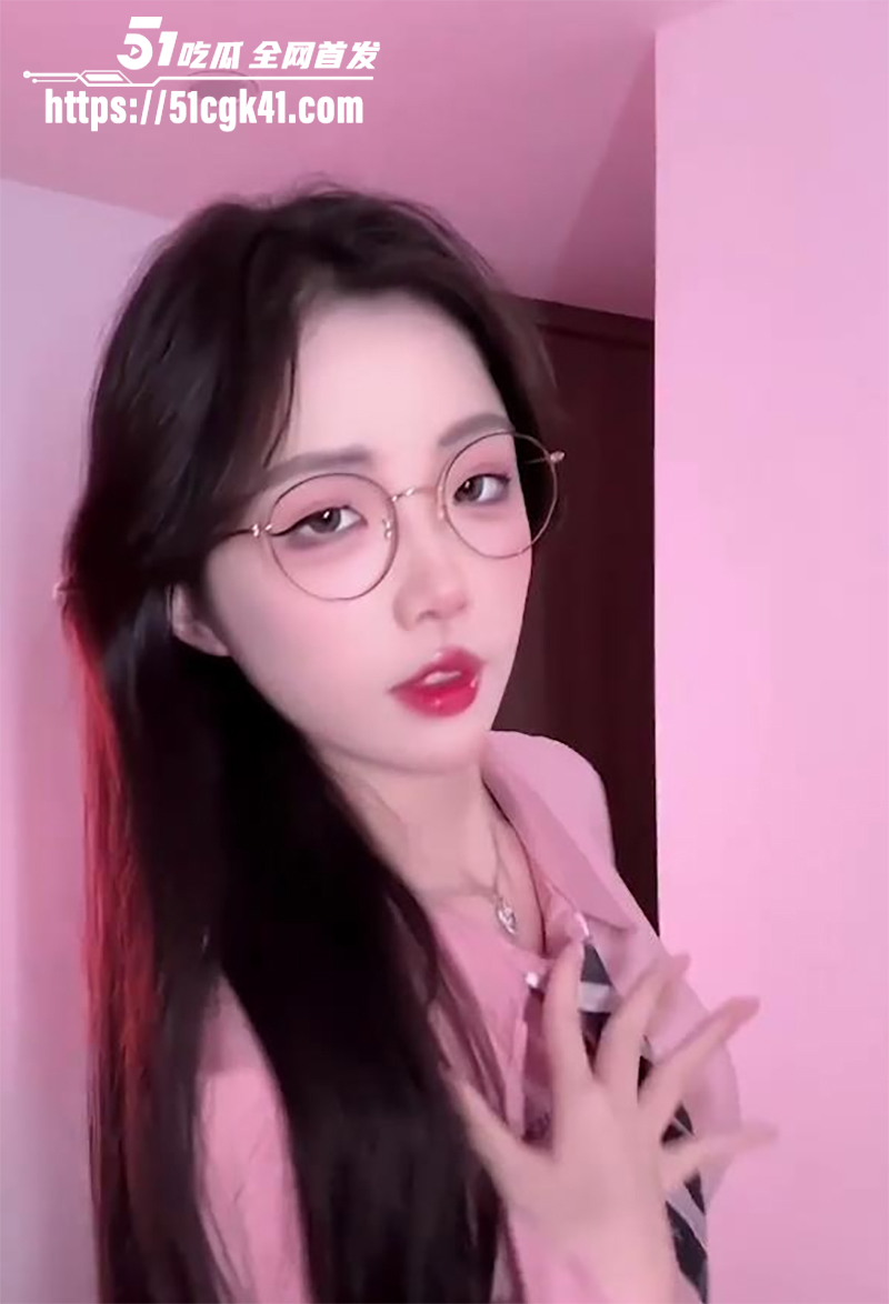 混剪大神 池鱼 抖音风PMV新作流出！精选极品眼镜娘女优 随着律动节拍被花式爆操 各种美乳满屏飞！ - 51吃瓜网-51吃瓜网