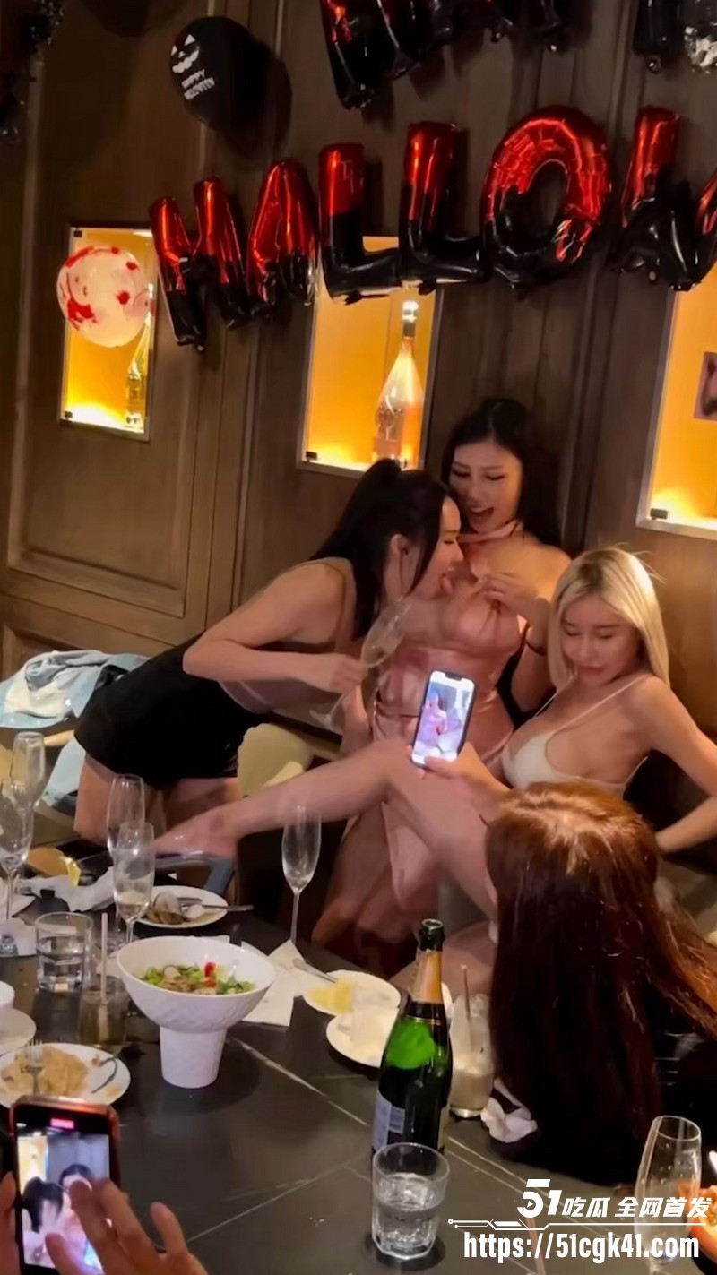 天龙人们的隐密处生活大曝光！上海顶级会所名媛盛宴 富豪嗨翻带回酒店啪啪 叫声震天大尺度近拍 贱样博眼球！ - 51吃瓜网-51吃瓜网