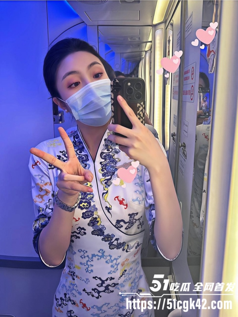 性感空姐 不爱飞的海燕 航班落地即战 土豪金主酒店直捅蜜穴 制服撕裂无套狂干 浪叫求饶高潮喷汁! - 51吃瓜网-51吃瓜网