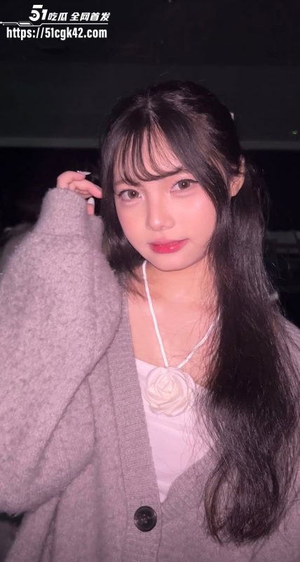 极品高颜值学妹 林雨桐 私拍视频流出 绝美颜值双峰挺翘 完美身材散发致命诱惑 肛塞后入玩法淫骚！-51吃瓜网