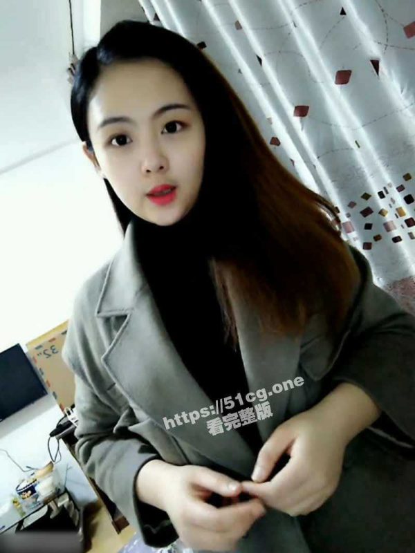 完美露脸 反差妹子「钟依」露脸自拍自慰福利视频流出-51吃瓜网