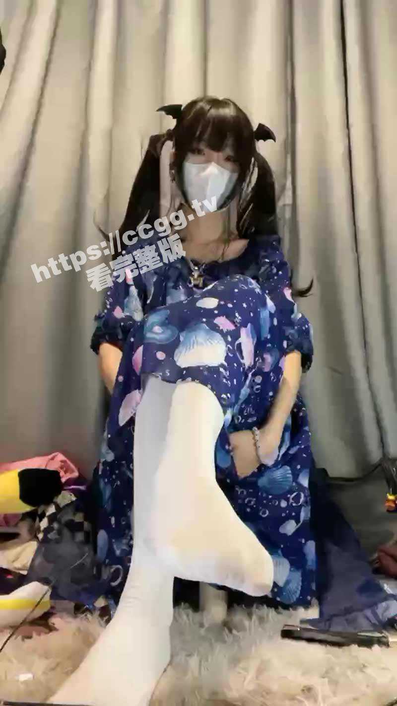 芃芃大人 寸止地狱 白丝萝莉用脚和语言挑逗你的神经 - 51吃瓜网-51吃瓜网