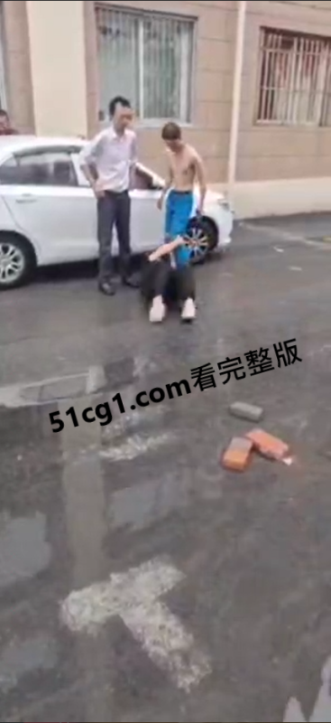 这女的演技有点浮夸-51吃瓜网