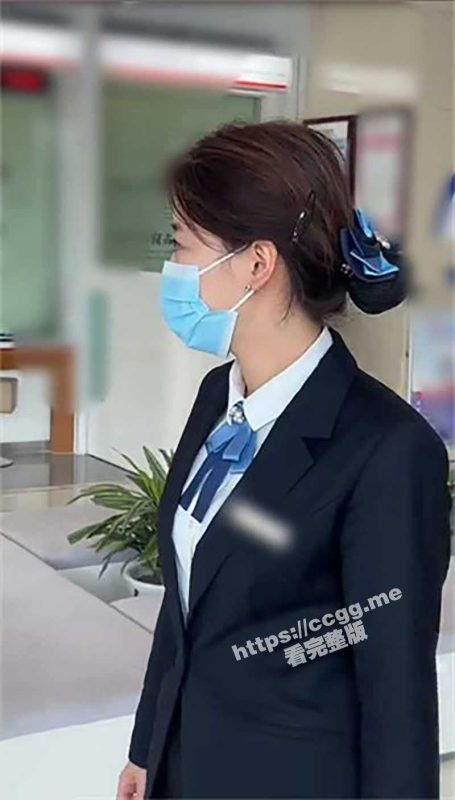 《人甜逼美的银行女白领》用春药爆操银行小姐姐 操到一半突然醒了 问我他老公呢-51吃瓜网