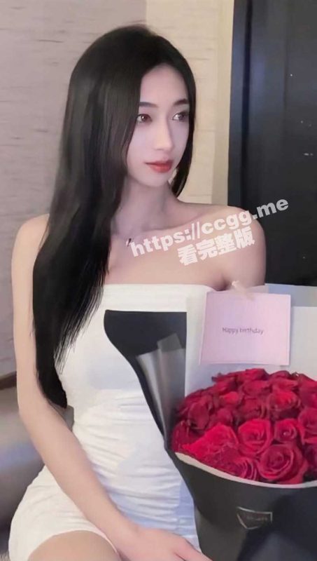 湖南长沙学院 极品美女校花被富二代包养 疯狂吃鸡后入视频泄密流出！-51吃瓜网
