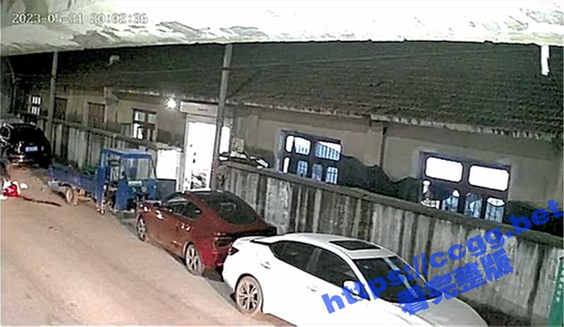 震惊-江苏通州川港一老板因拖欠工资被狂捅数十刀！惨不忍睹！-51吃瓜网