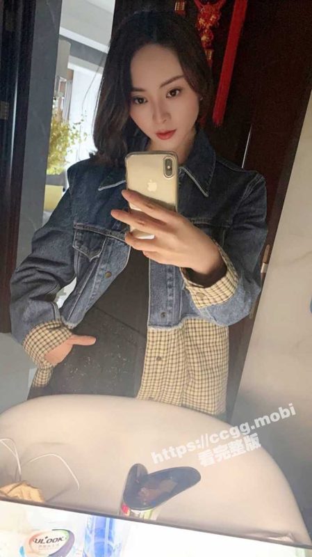 成都离异少妇『谢欢』不甘寂寞 自购海量情趣内衣和玩具勾引网友 被投稿曝光！-51吃瓜网