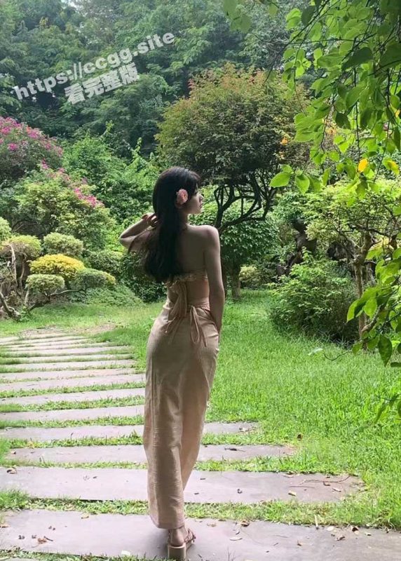 长腿白虎嫩穴女神和男友打炮视频流出！极品鲍鱼肥美多汁 直接被男友操尿了 对白有趣-51吃瓜网
