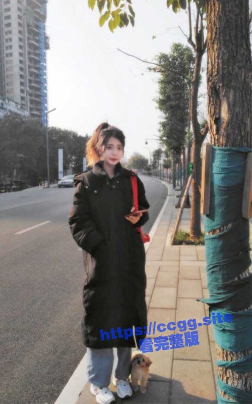 成都兼职平面模特找前任男友与现男友一起3P，真正的性瘾骚货-51吃瓜网