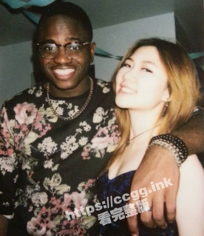 刚结婚的新娘就给老公戴绿帽 极度媚黑并出轨黑人 被狂操内射 准备生个小黑孩光宗耀祖！-51吃瓜网