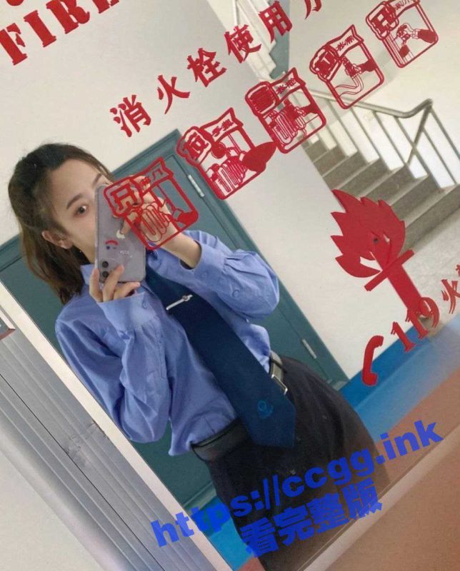 张津瑜接班人 24岁真实警花被干的视频遭泄露！有夫之妇终沦为胯下警犬！-51吃瓜网