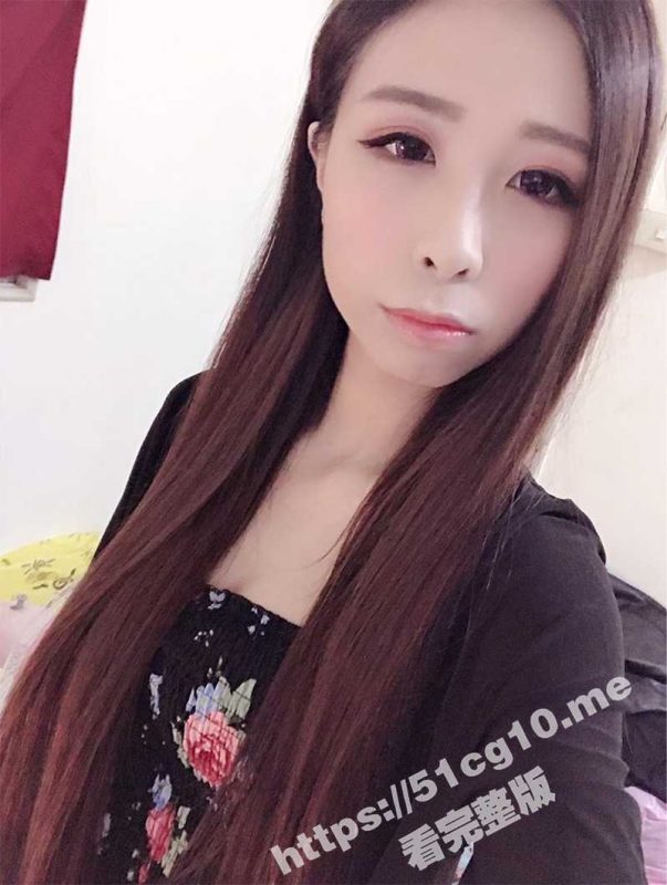台北101夜店驻场陪酒妹 小慧 金主花重金请出台 3P视频流出！-51吃瓜网