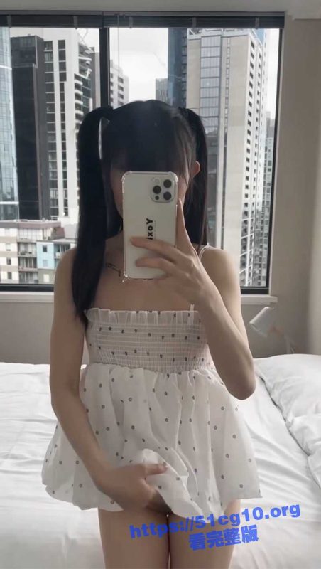极品网红双马尾小萝莉，极品马甲线一字马，舞蹈练习生小不点大尺度私拍自慰喷水，这个逼成年了吗？-51吃瓜网
